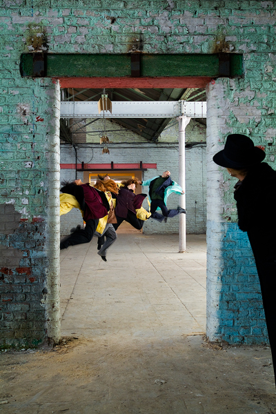 Danseurs à l'usine - Photo Anna Solé